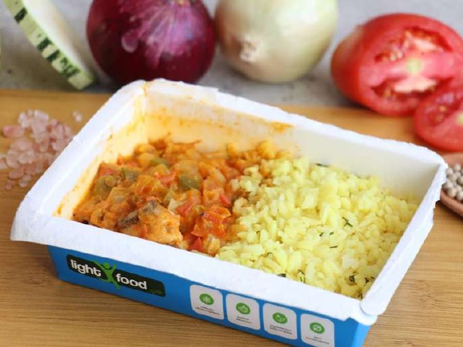 Filé de Tilápia ao Molho de Tomate e Alcaparras